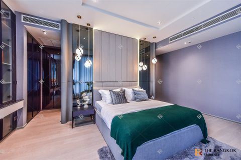 Condo in Bangkok, Thailand, 3 bedrooms  № 187153