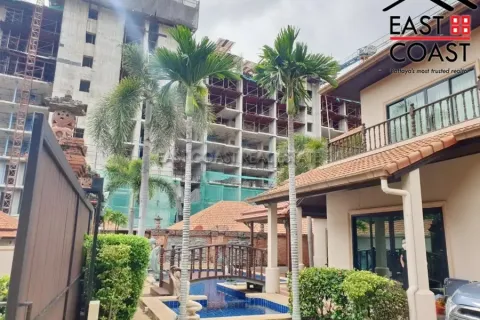 Casa de 3 dormitorios en Pattaya, Tailandia № 213257 - foto 3