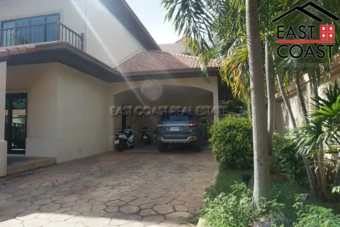 Casa de 3 dormitorios en Pattaya, Tailandia № 213257 - foto 5