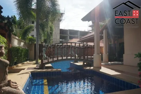 Casa de 3 dormitorios en Pattaya, Tailandia № 213257 - foto 7