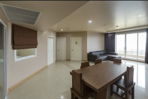 Кондоминиум с 3 спальнями в Хуай Кванге, Бангкок, Таиланд № 137318 - фото 6