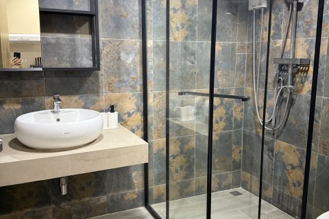Студия в кондо в Банг Раке, Бангкок, Таиланд № 159046 - фото 13