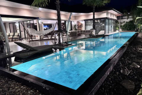 Villa in Hua Hin, Thailand 3 bedrooms № 159048 - photo 8