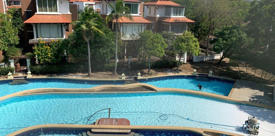 Condo in Cha-am, Thailand, 2 bedrooms  № 159045