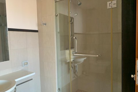 Condo in Cha-am, Thailand, 2 bedrooms  № 159045 - photo 12