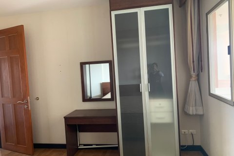 Condo in Cha-am, Thailand, 2 bedrooms  № 159045 - photo 17