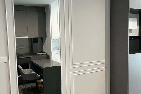 Studio in the Condo in Bang Rak, Bangkok, Thailand  № 159049 - photo 5