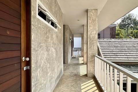 Maison à Chiang Mai, Thaïlande 6 chambres № 173634 - photo 9