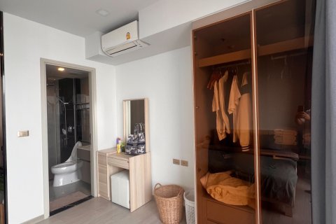 Studio in the Condo in Huai Khwang, Bangkok, Thailand  № 173637 - photo 7