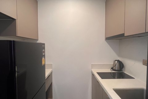 Studio in the Condo in Huai Khwang, Bangkok, Thailand  № 173637 - photo 4