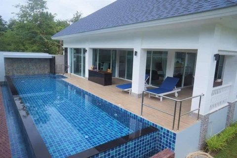 Villa in Hua Hin, Thailand 3 bedrooms № 169795