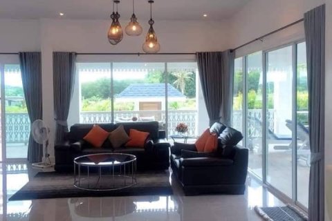 Villa in Hua Hin, Thailand 3 bedrooms № 169794 - photo 4