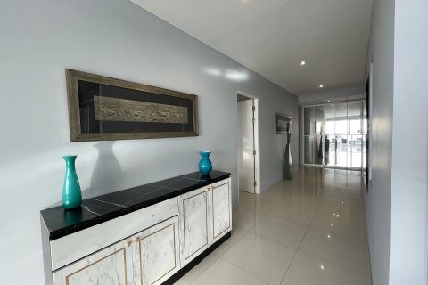 Кондоминиум с 2 спальнями в Пхукете, Таиланд № 154884 - фото 3