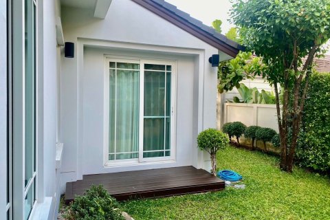 House in Chiang Mai, Thailand 5 bedrooms № 154889 - photo 24