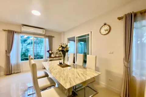 House in Chiang Mai, Thailand 5 bedrooms № 154889 - photo 7