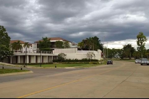 House in Chiang Mai, Thailand 5 bedrooms № 154889 - photo 30