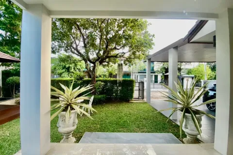 House in Chiang Mai, Thailand 5 bedrooms № 154889 - photo 3