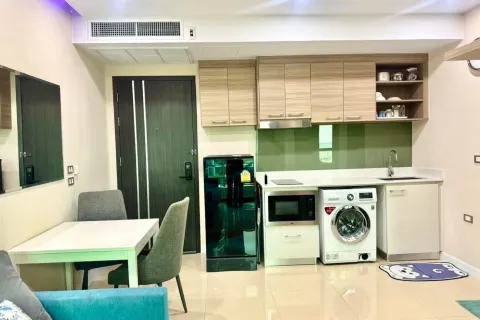 Студия в кондо в Паттайе, Таиланд № 154886 - фото 2
