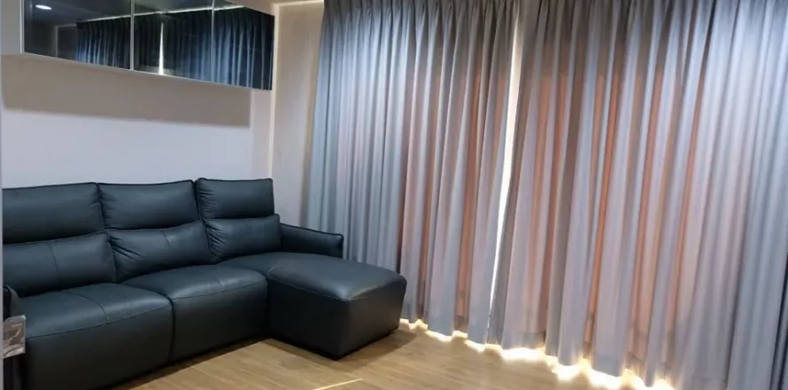 Condo in Sathon, Bangkok, Thailand, 2 bedrooms  № 140064