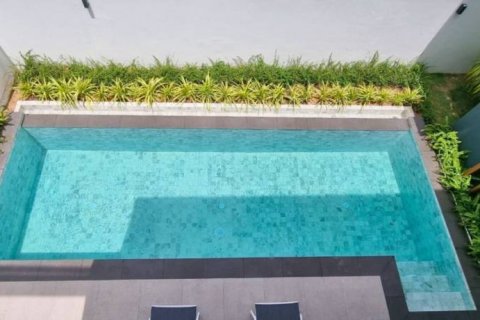 Villa in Pattaya, Thailand 4 bedrooms № 114495 - photo 3