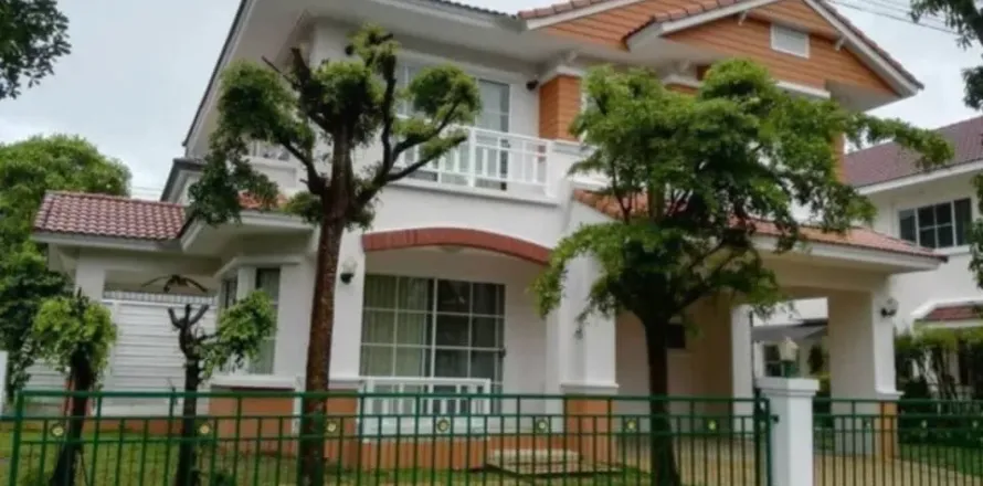 Maison à Chiang Mai, Thaïlande 3 chambres № 149244