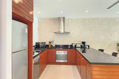Villa in Phuket, Thailand 2 bedrooms № 149240 - photo 2