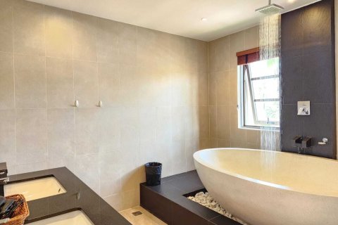 Villa in Phuket, Thailand 2 bedrooms № 149240 - photo 7
