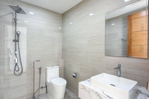 Maison à Phuket, Thaïlande 5 chambres № 137234 - photo 11