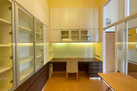 Пентхаус в Ваттхане, Бангкок, Таиланд с 4 спальнями  № 137230 - фото 23