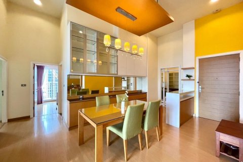 Пентхаус в Ваттхане, Бангкок, Таиланд с 4 спальнями  № 137230 - фото 2