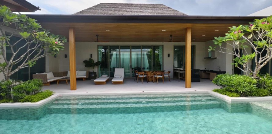 Вилла в Пхукете, Таиланд с 4 спальнями  № 136829