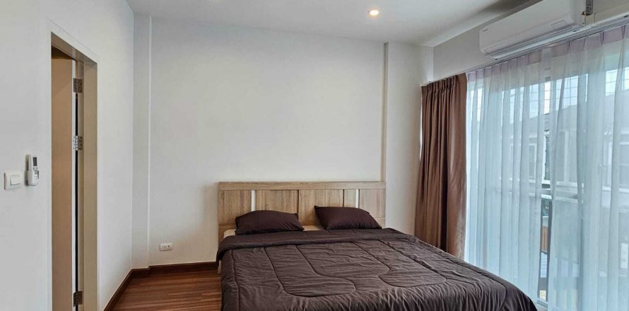 House in Phuket, Thailand 3 bedrooms № 136833