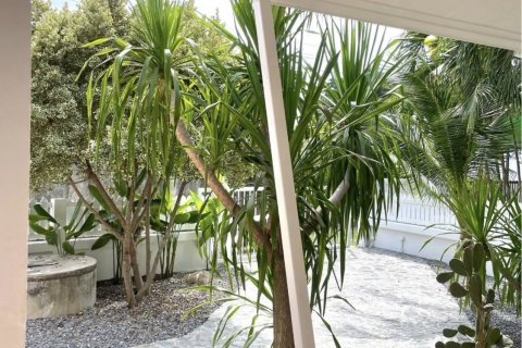 House in Phuket, Thailand 2 bedrooms № 136830 - photo 1