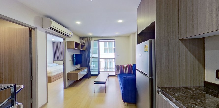 Studio dans le Condo à Watthana, Bangkok, Thaïlande  № 136834