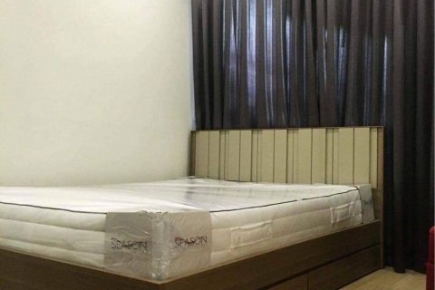 Studio dans le Condo à Watthana, Bangkok, Thaïlande  № 136834 - photo 11