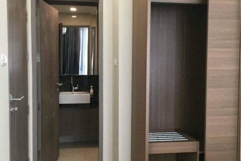 Studio dans le Condo à Watthana, Bangkok, Thaïlande  № 136834 - photo 14