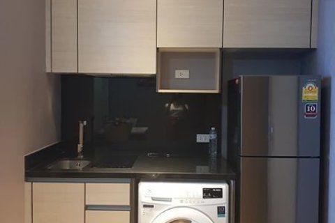 Studio in the Condo in Khlong Toei, Bangkok, Thailand  № 157015 - photo 3