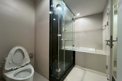 Studio in the Condo in Khlong Toei, Bangkok, Thailand № 157018 - photo 14