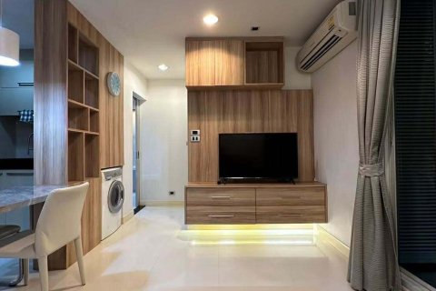 Studio in the Condo in Khlong Toei, Bangkok, Thailand № 157018 - photo 6