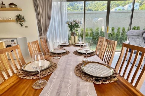 Villa in Ko Samui, Thailand 3 bedrooms № 157014 - photo 18