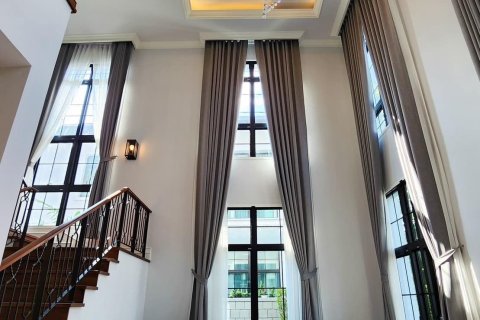 Дом в Правете, Бангкок, Таиланд с 4 спальнями № 157016 - фото 2