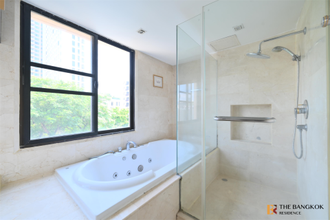 Condo à Bangkok, Thaïlande, 3 chambres  № 184393 - photo 2