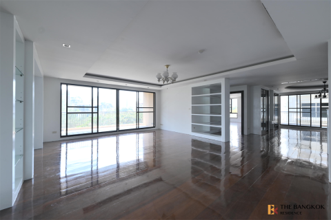 Condo à Bangkok, Thaïlande, 3 chambres  № 184393 - photo 1