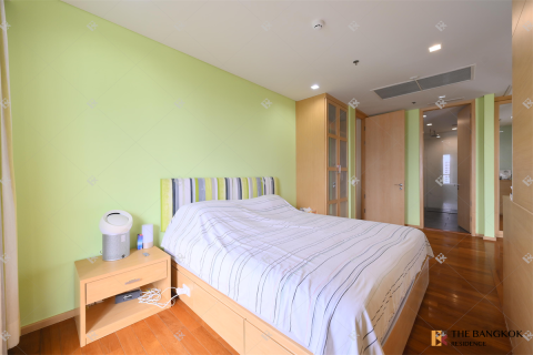 Condo in Bangkok, Thailand, 3 bedrooms № 184394