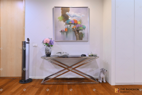 Condo in Bangkok, Thailand, 3 bedrooms № 184394 - photo 2