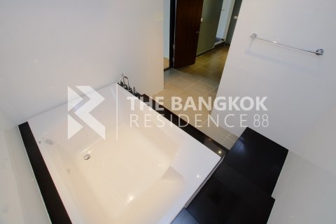 Condo in Bangkok, Thailand, 2 bedrooms № 184398
