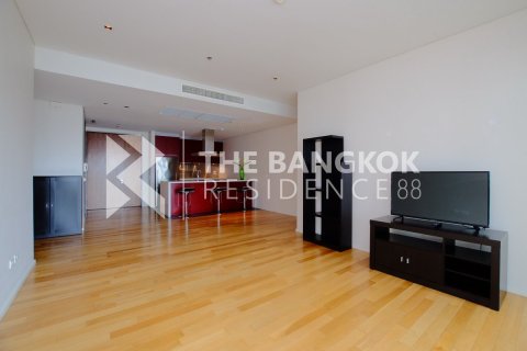 Condo in Bangkok, Thailand, 2 bedrooms № 184398 - photo 7