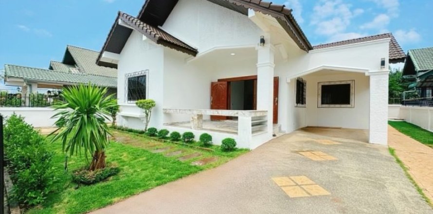 House in Pattaya, Thailand 2 bedrooms № 157779