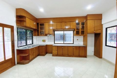 House in Pattaya, Thailand 2 bedrooms № 157779 - photo 6