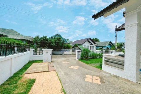 House in Pattaya, Thailand 2 bedrooms № 157779 - photo 17